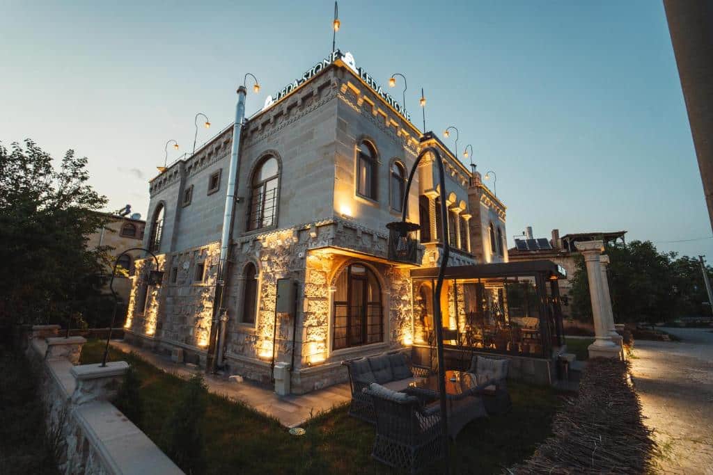 Leda Stone House