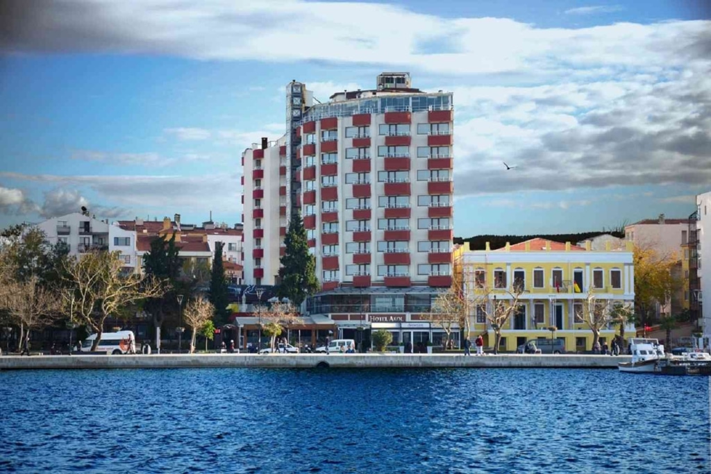 Akol Hotel'de Kalınır Mı?