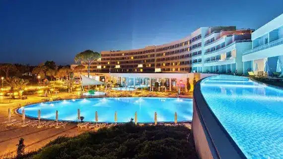 SENTIDO Zeynep Resort Otel'de Kalınır Mı?